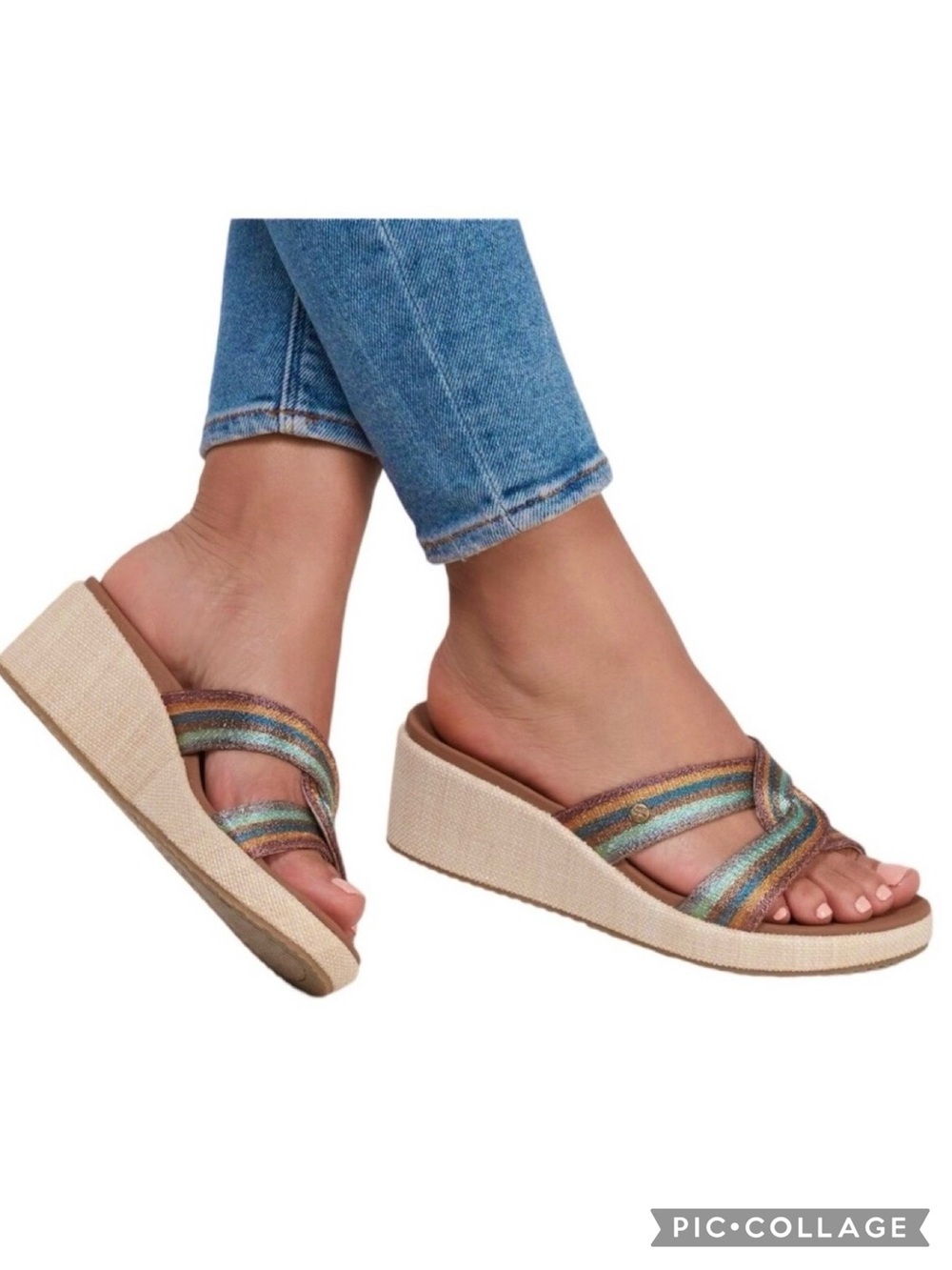 Skechers women’s Archfit Beverlee-Belle Multicolor Metallic Wedge Sandals 10